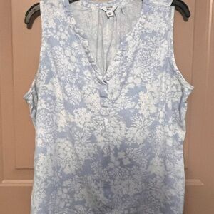 Crown & Ivy Blue and White Floral Tank Top